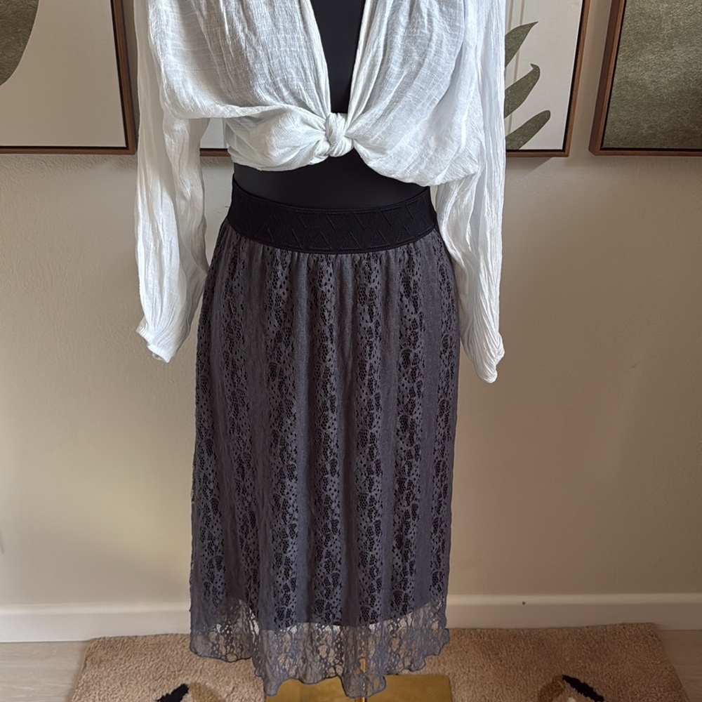 LuLaRoe Gray Bubble Midi Skirt Asymmetrical High-Low